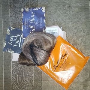 100% real human hair 16" clip in extensions!!